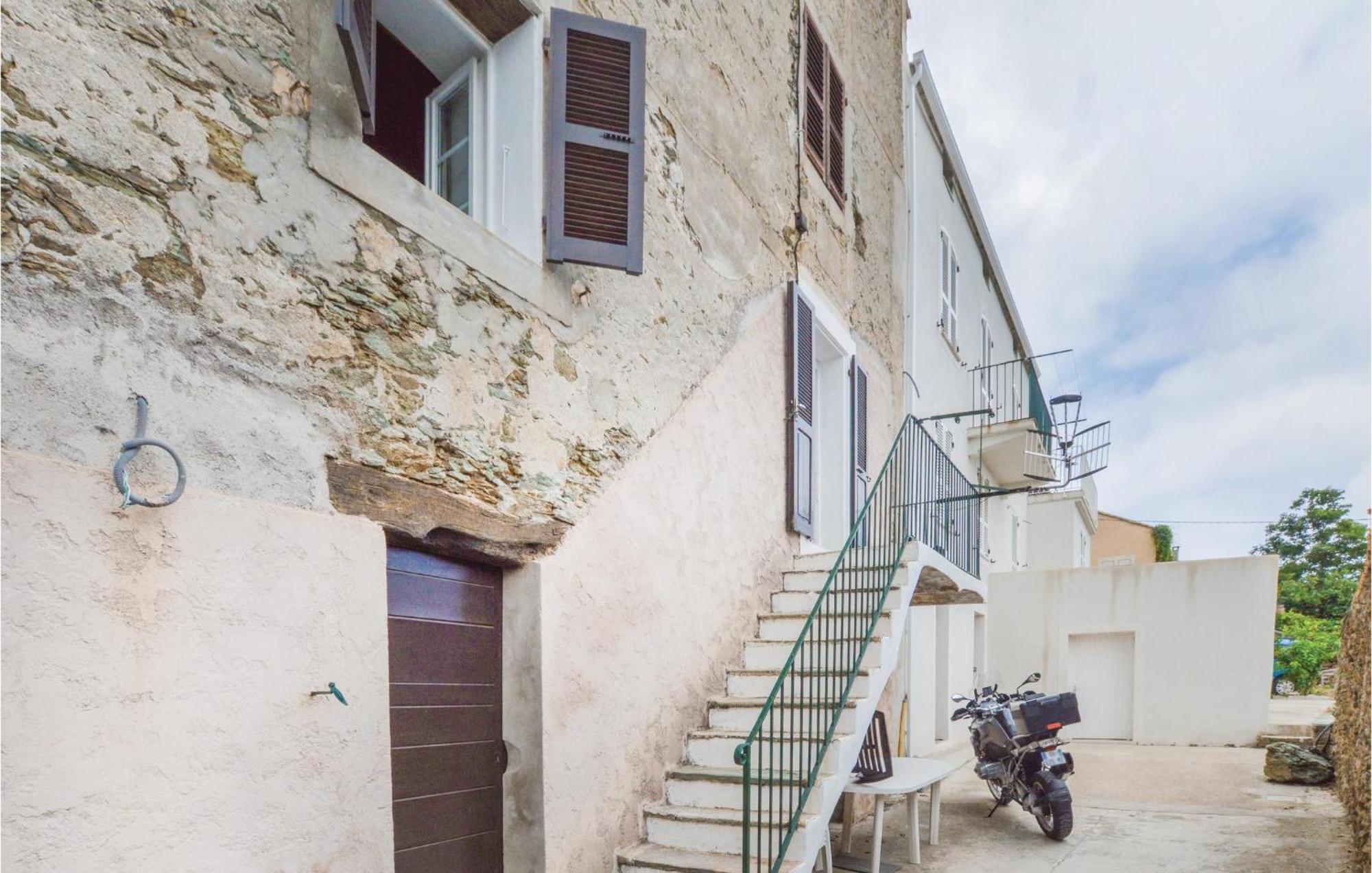 Lovely Apartment In Pietranera With Wifi Εξωτερικό φωτογραφία